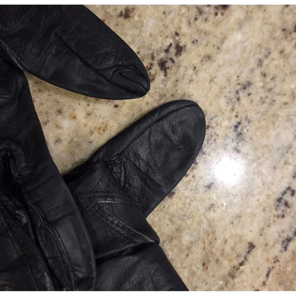 Vintage Womens Size L 7.5 Black Leather Lined Short Gloves Fownes Costume Witch